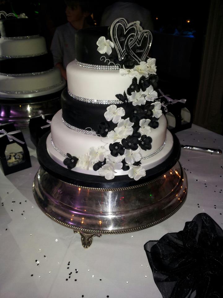 Wedding Cake 61